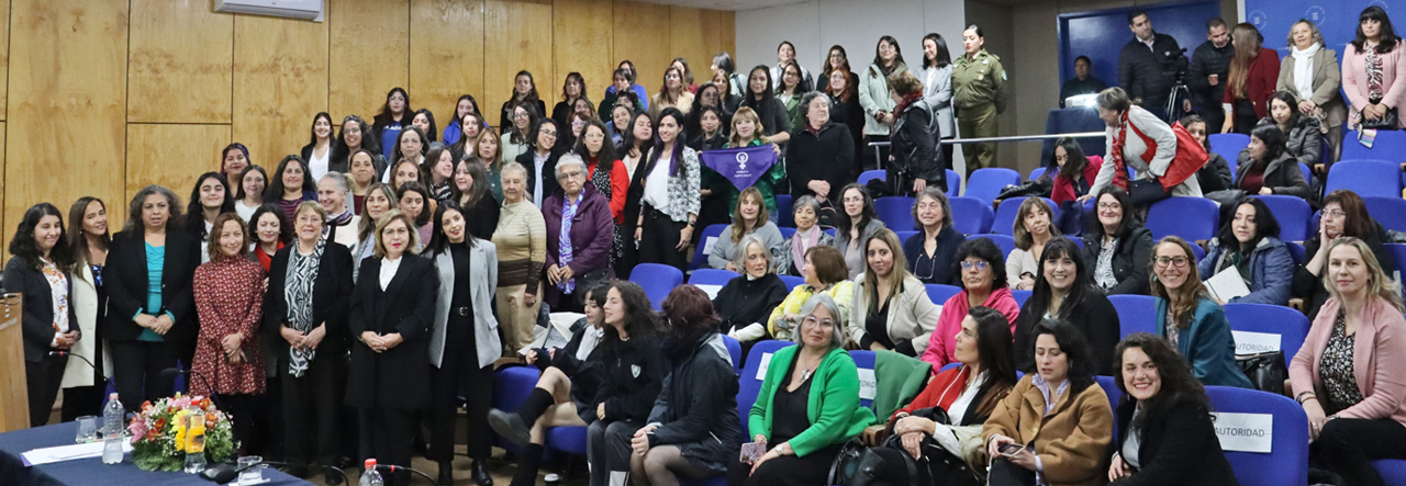 Michelle Bachelet exhortó a mujeres líderes a seguir avanzando