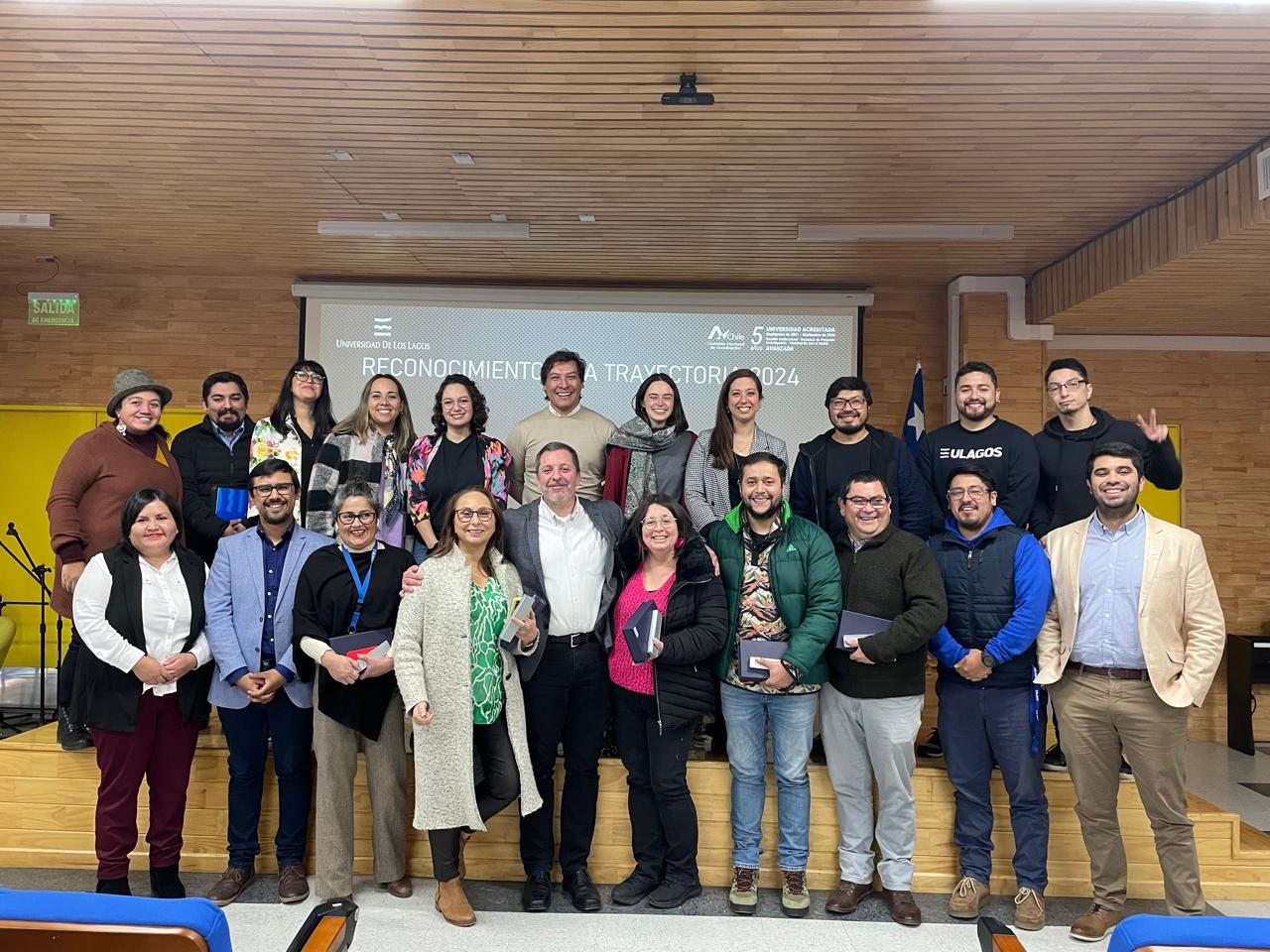 Sede Chiloé reconoce a estudiantes trabajadores y años de servicio laboral de funcionarios y académicos