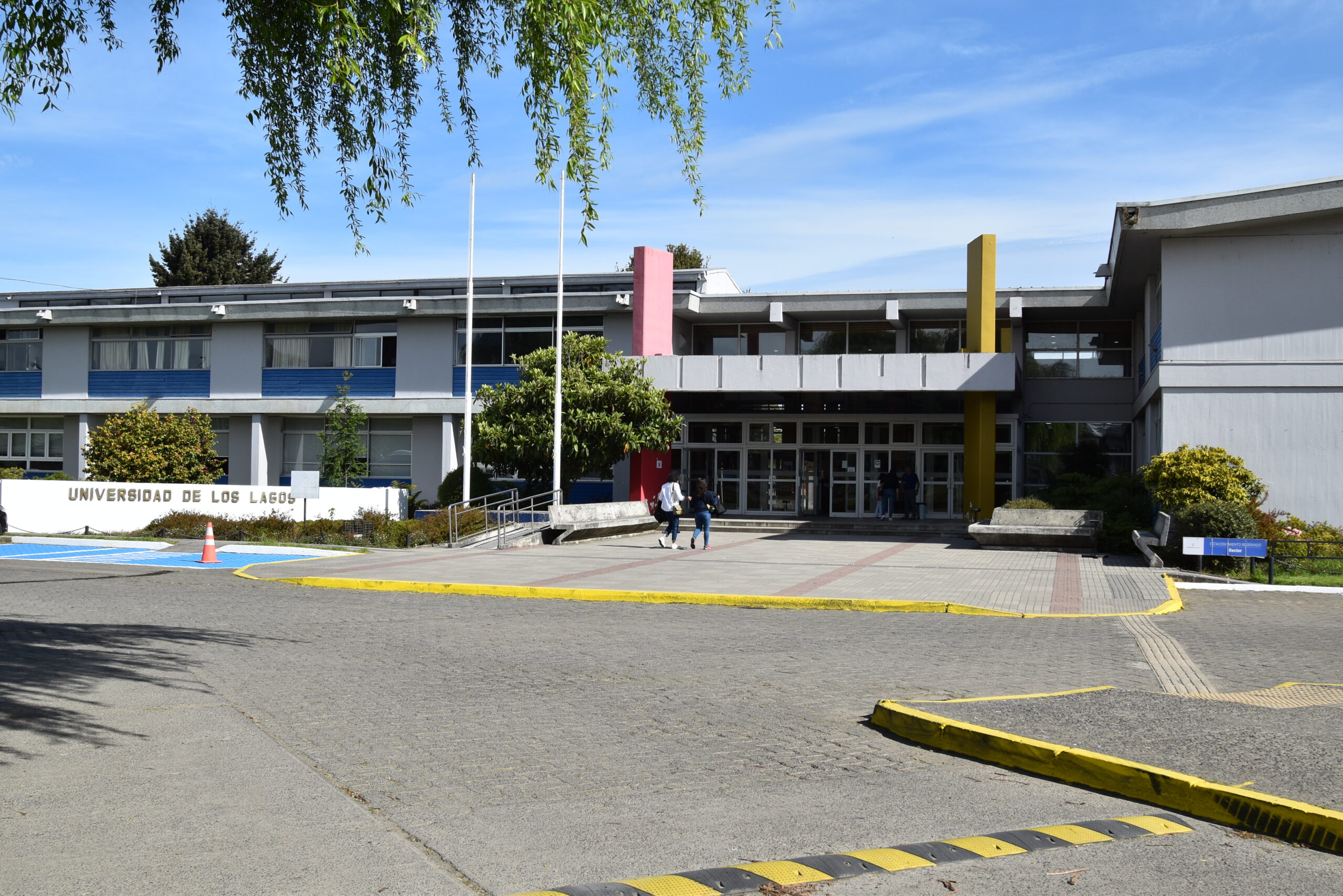 Académico ULagos recibe a profesor pasante y además dirigirá su tesis doctoral de Universidad española