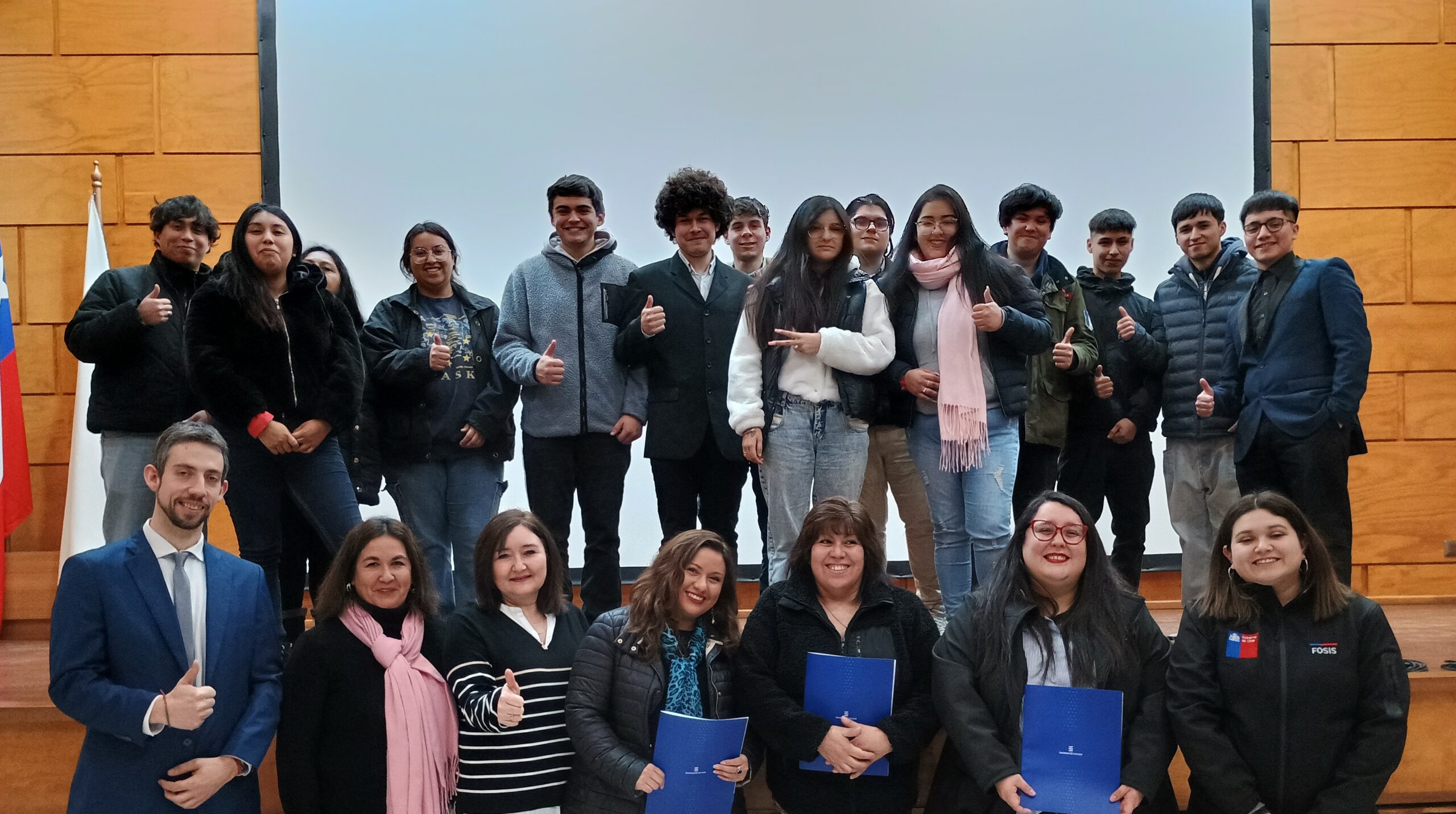 Estudiantes ULagos asesoran a emprendedoras beneficiarias de Fosis