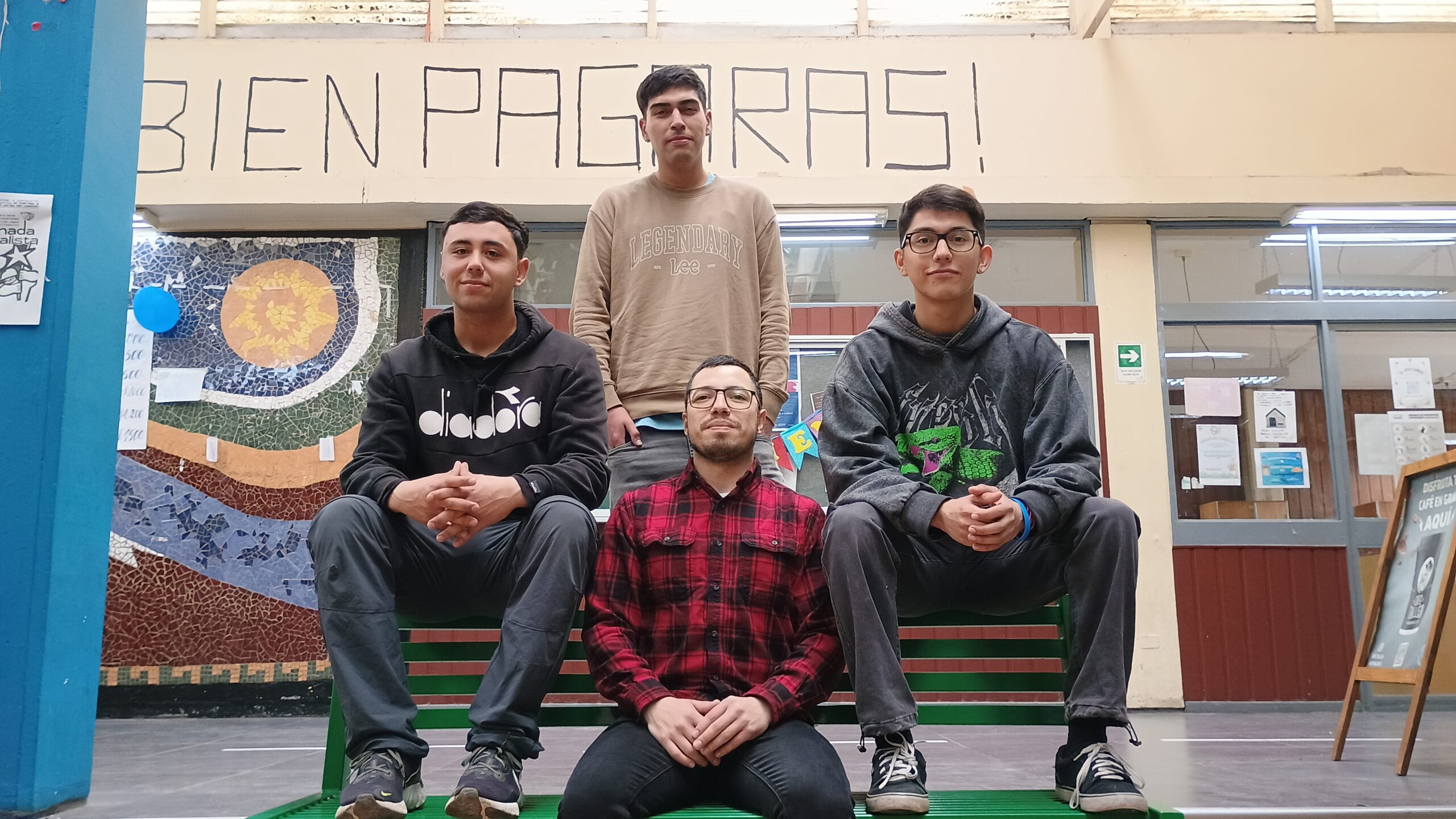 Estudiantes de Educación Física publican artículo en relevante revista científica