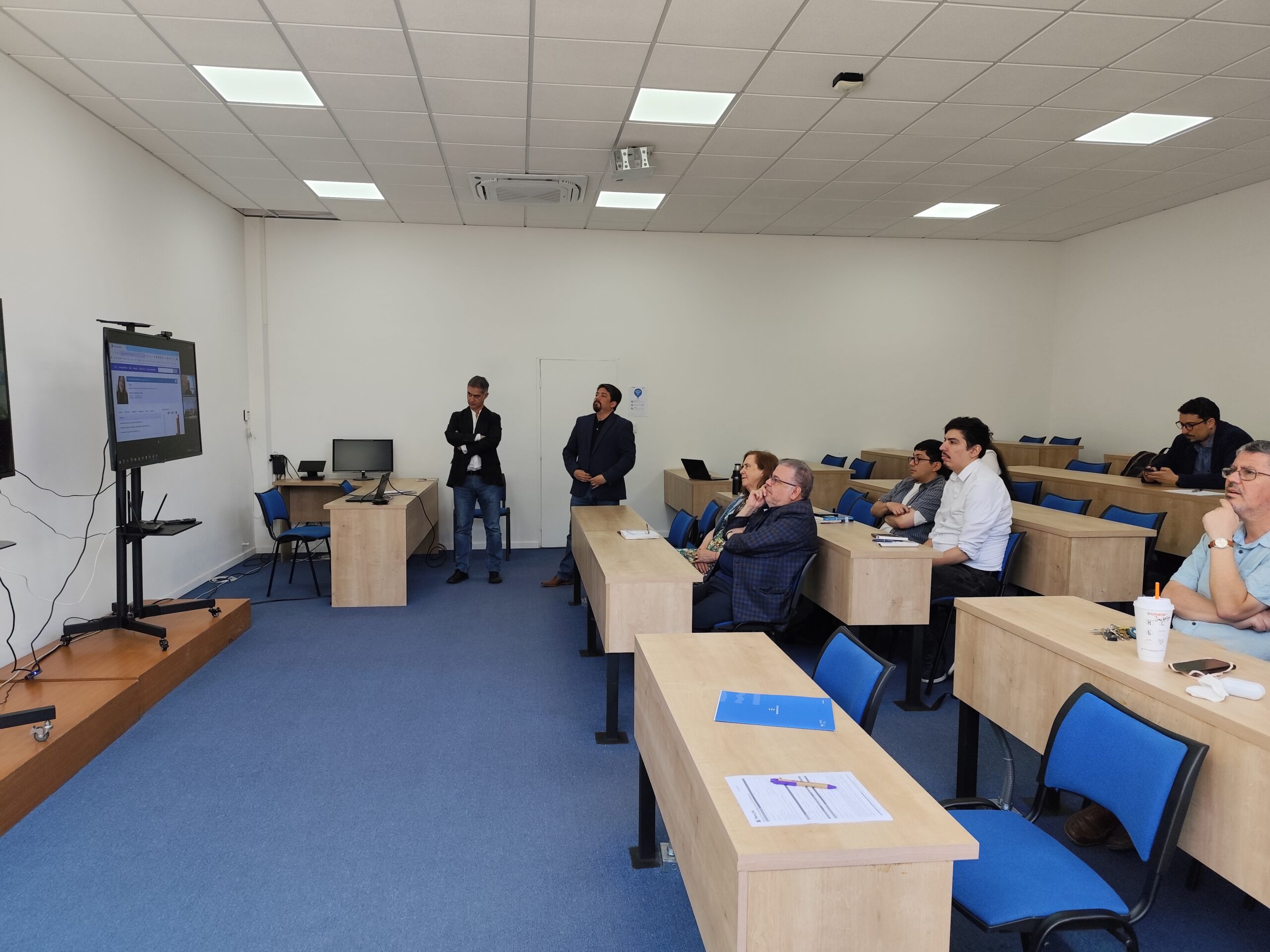IESED-Chile presenta su nueva web semántica en investigación