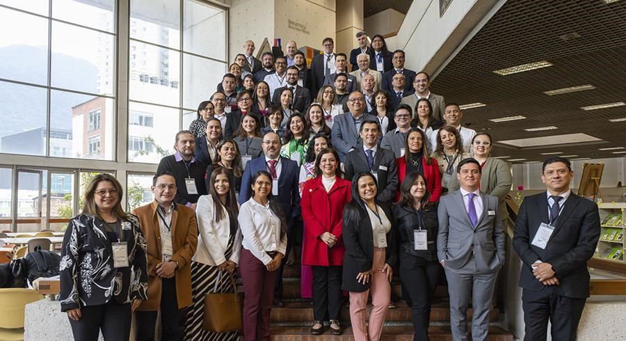 Biblioteca ULagos participa en encuentro anual en Bogotá, Colombia