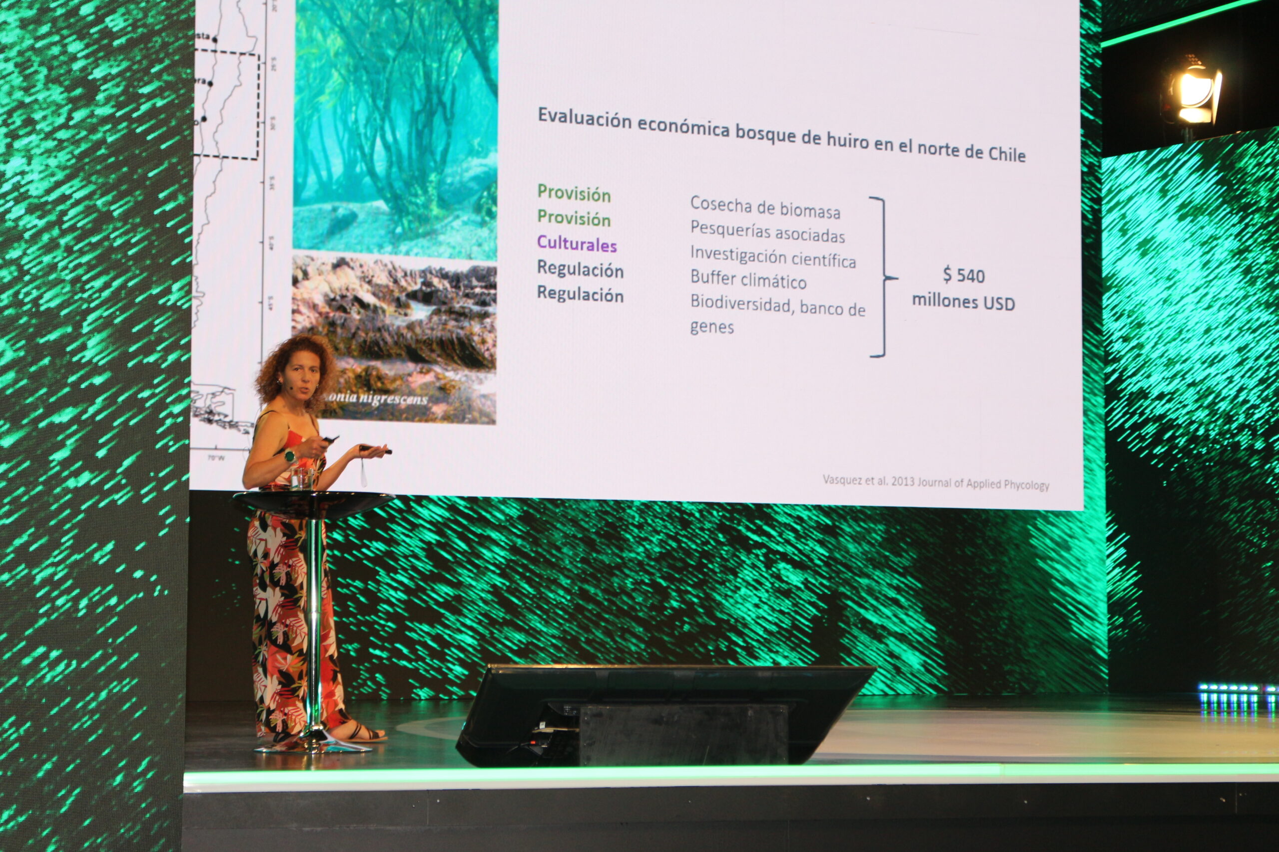 Investigadora del Centro i~mar expuso su visión de la acuicultura marina sostenible en el Congreso Futuro 2025