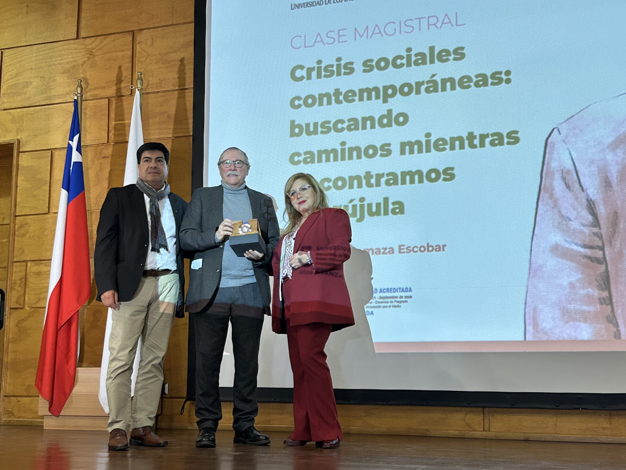 ULagos inaugura el Año Académico 2025 analizando las crisis sociales contemporáneas