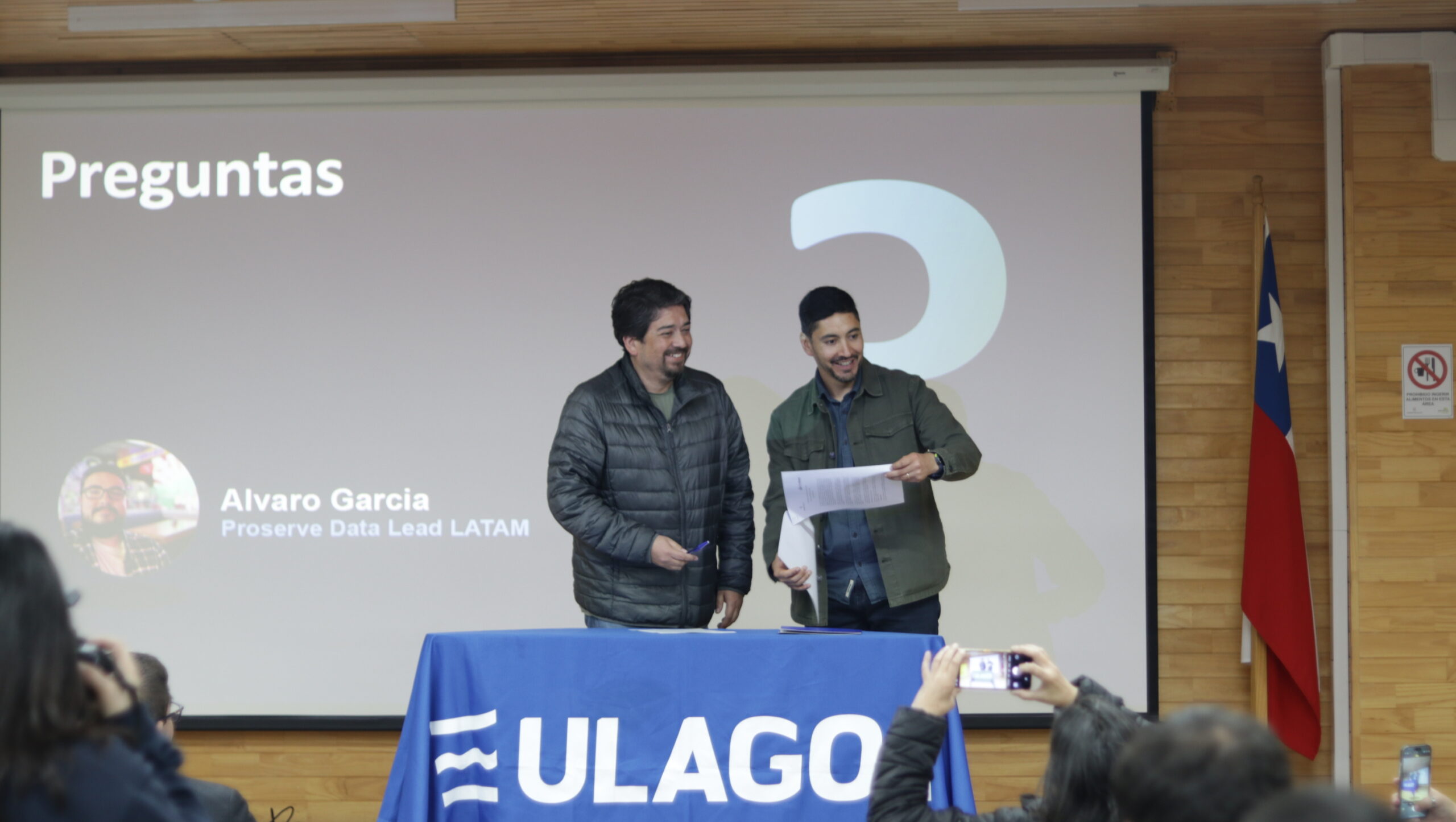 Ciencias de la Ingeniería inaugura año académico 2025 con charla sobre inteligencia artificial