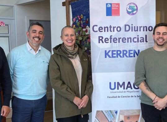 Directivos ULagos se capacitan en la administración del primer Centro Diurno Referencial de Adultos Mayores en Los Lagos