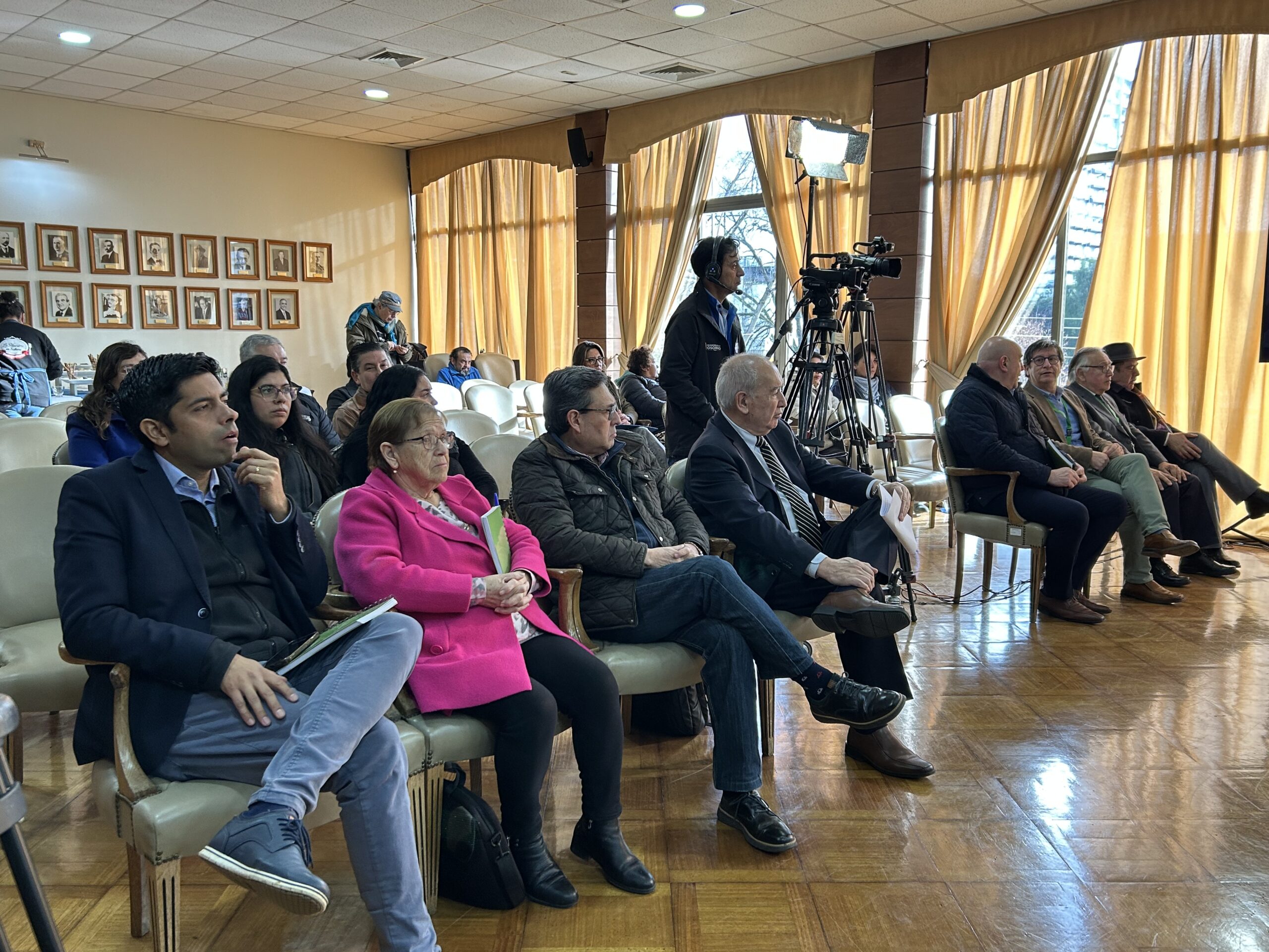 Se abre versión 2025 de la Escuela de Emprendimiento en Osorno