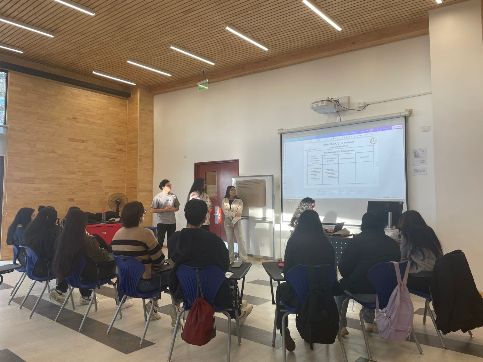 Terapeutas ocupacionales en formación tienen jornada de diagnóstico participativo