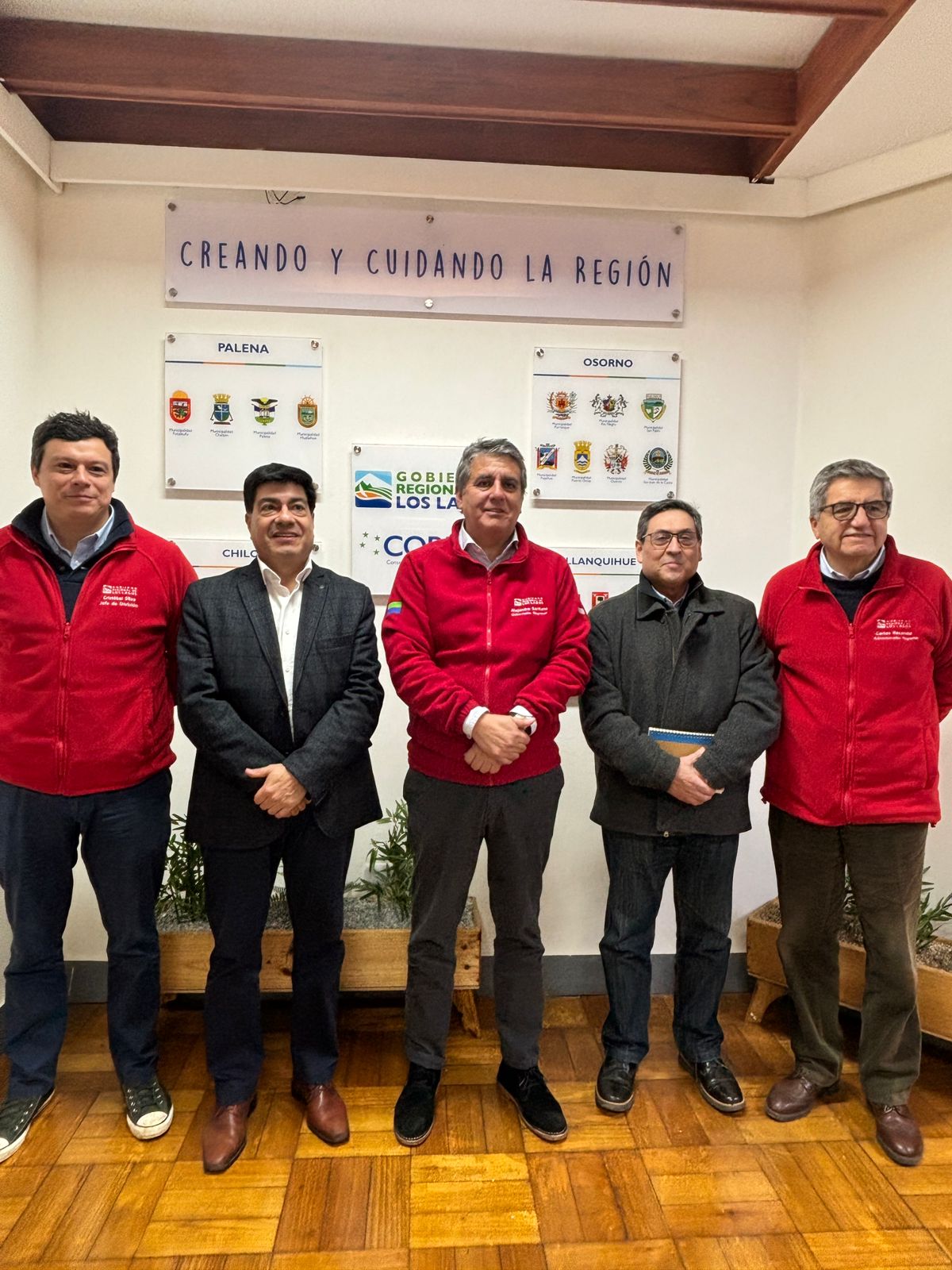 Rector Garrido y Gobernador Santana establecen compromiso de colaboración