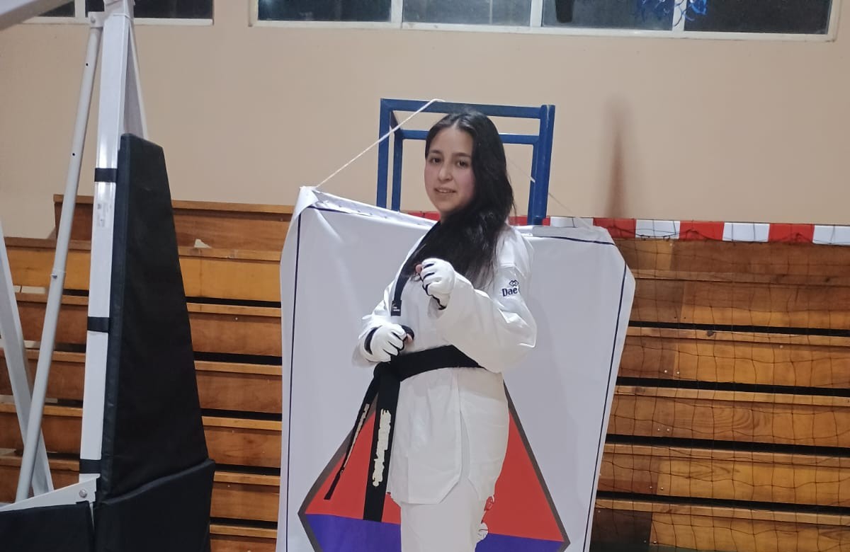 Estudiante de Kinesiología ULagos conquista medalla de oro en Taekwondo