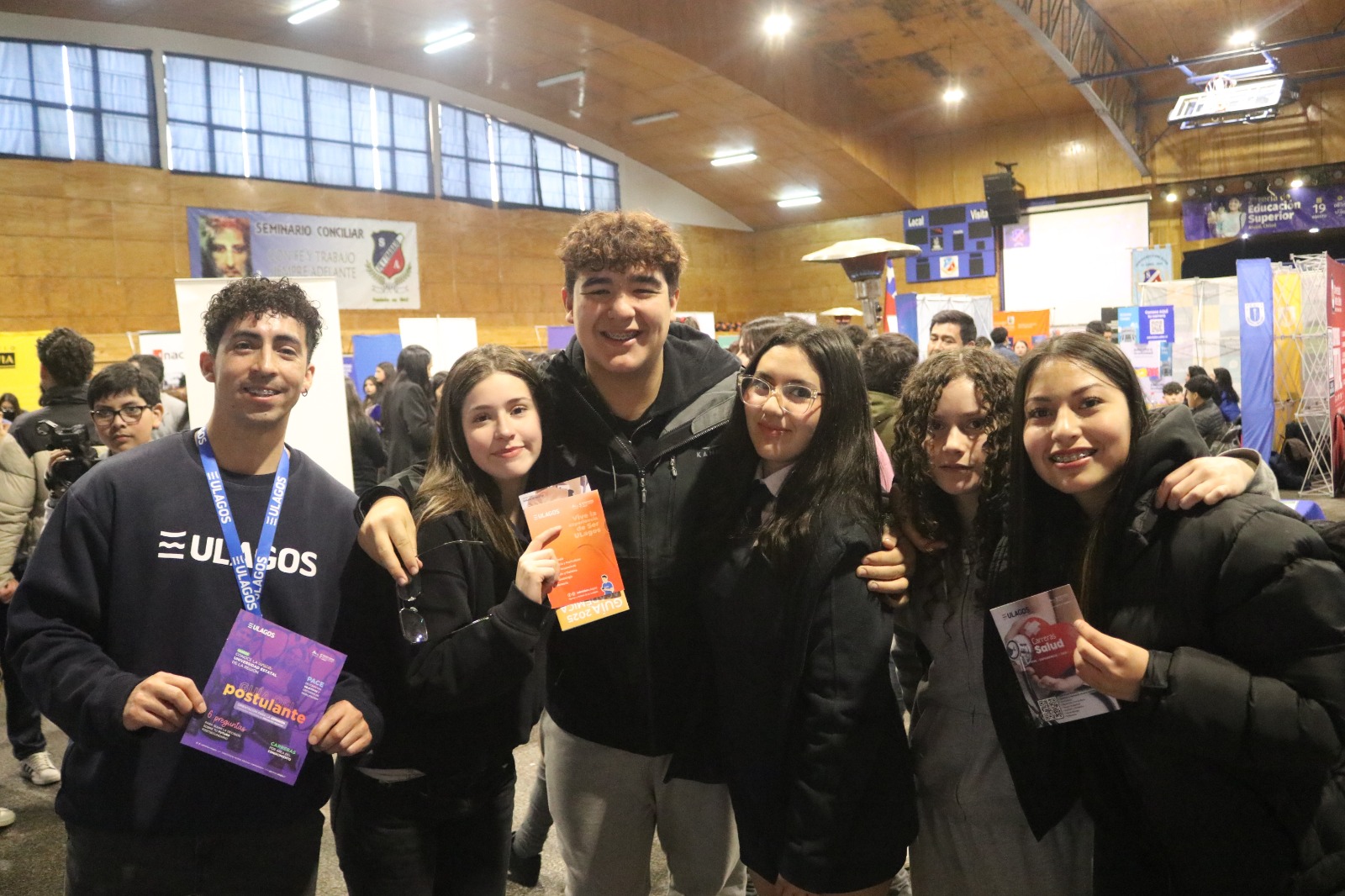 Admisión ULagos orienta a más de 1800 estudiantes en su camino vocacional en Chiloé