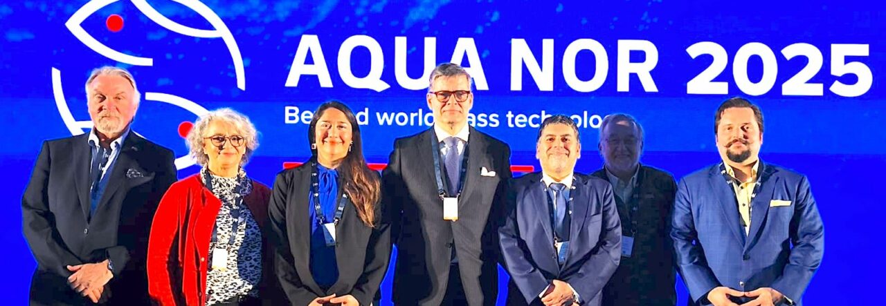 Investigador ULagos expone en evento internacional AquaNor 2025 en Noruega