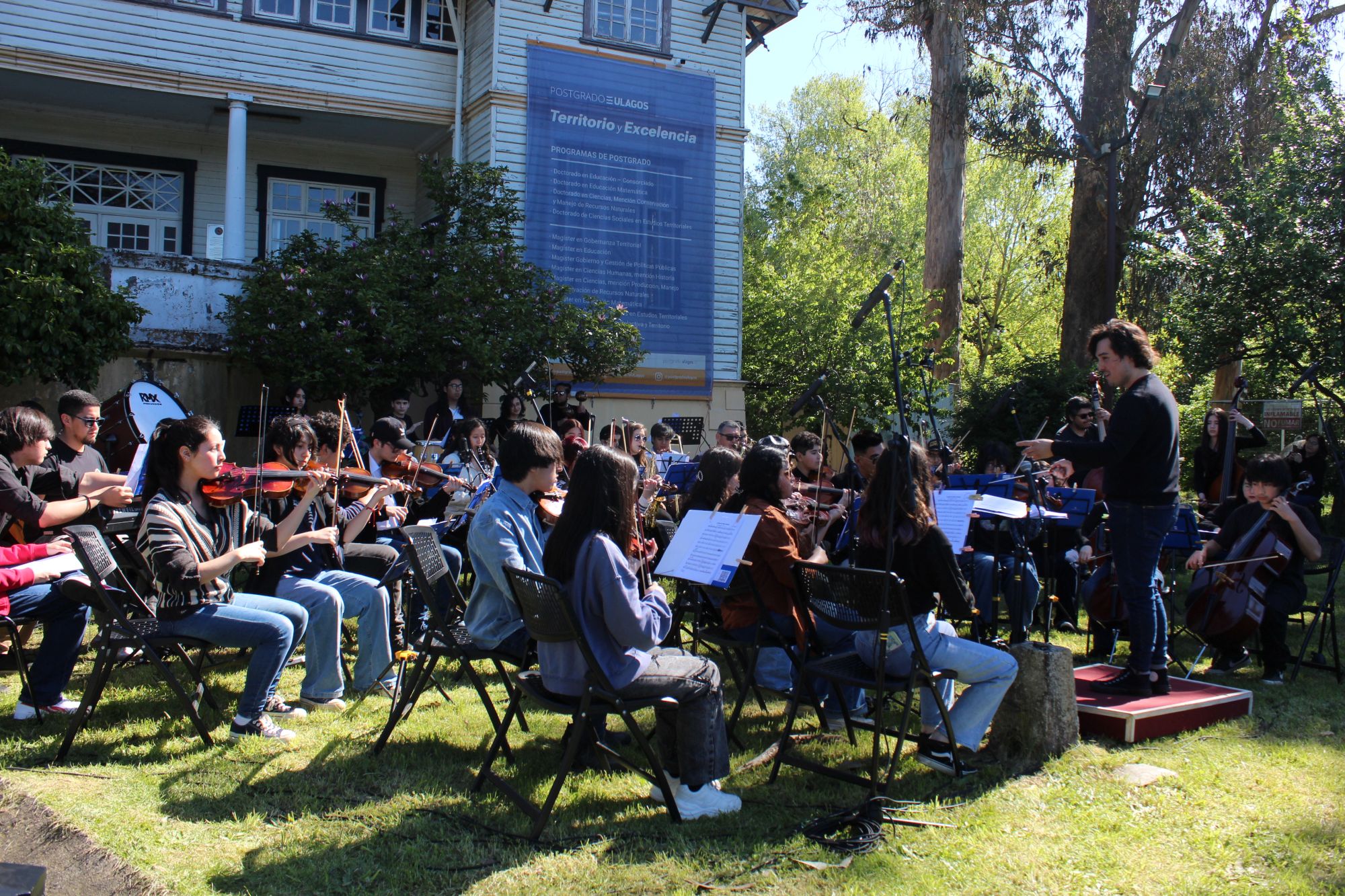 Vecinos de Osorno vibraron con Concierto de Primavera en la Casona Hollstein
