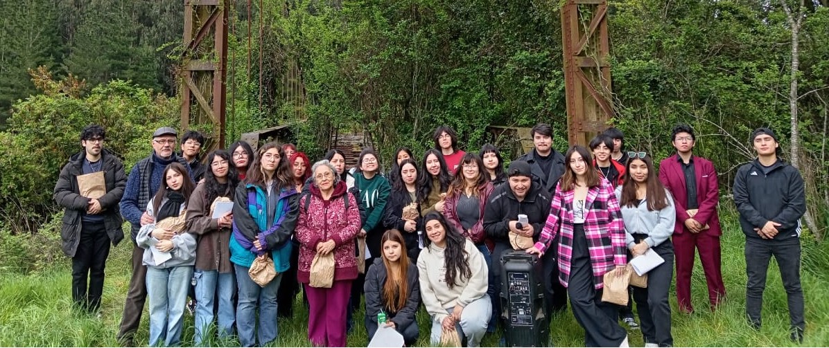 Estudiantes de Pedagogía en Historia y Antropología vivieron experiencia histórica con los Derechos Humanos