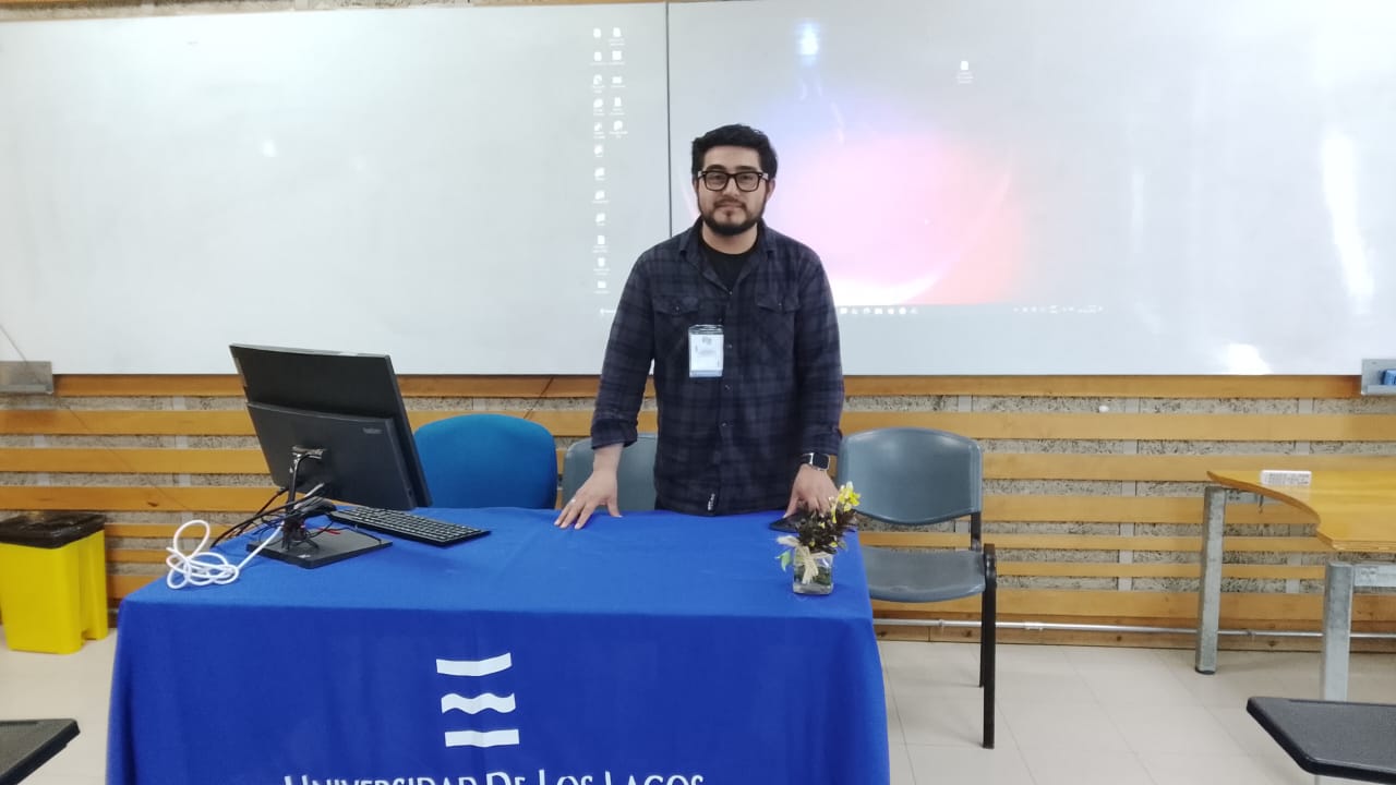 Estudiante de Pedagogía publica estudio que analiza 50 años de innovación didáctica en el mundo