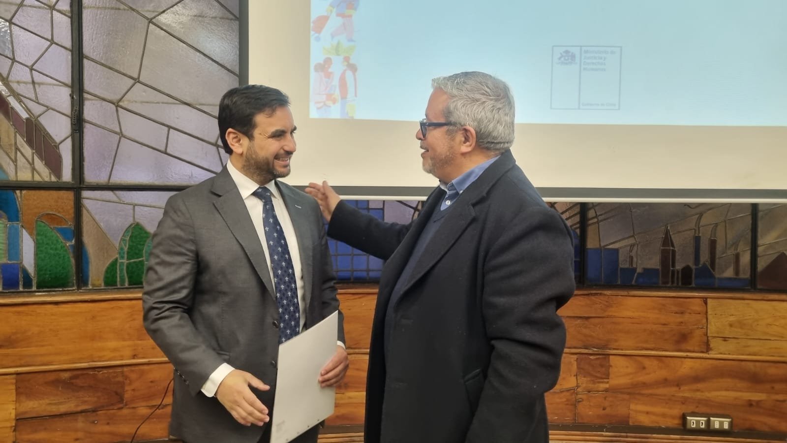 Presidente de la Red VCM del CUECH expone sobre innovación pública en encuentro del Ministerio de Justicia y DDHH