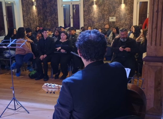 Ensamble ULagos ofreció concierto a escolares de Puelo en el marco del programa ACCIONA