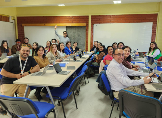 IA para enseñar mejor – Impacto de taller en docentes de Osorno y Río Bueno