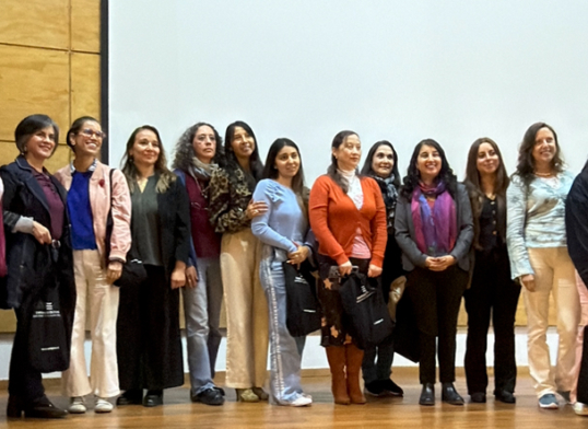 8M reconoció el aporte de mujeres de la comunidad universitaria en Puerto Montt