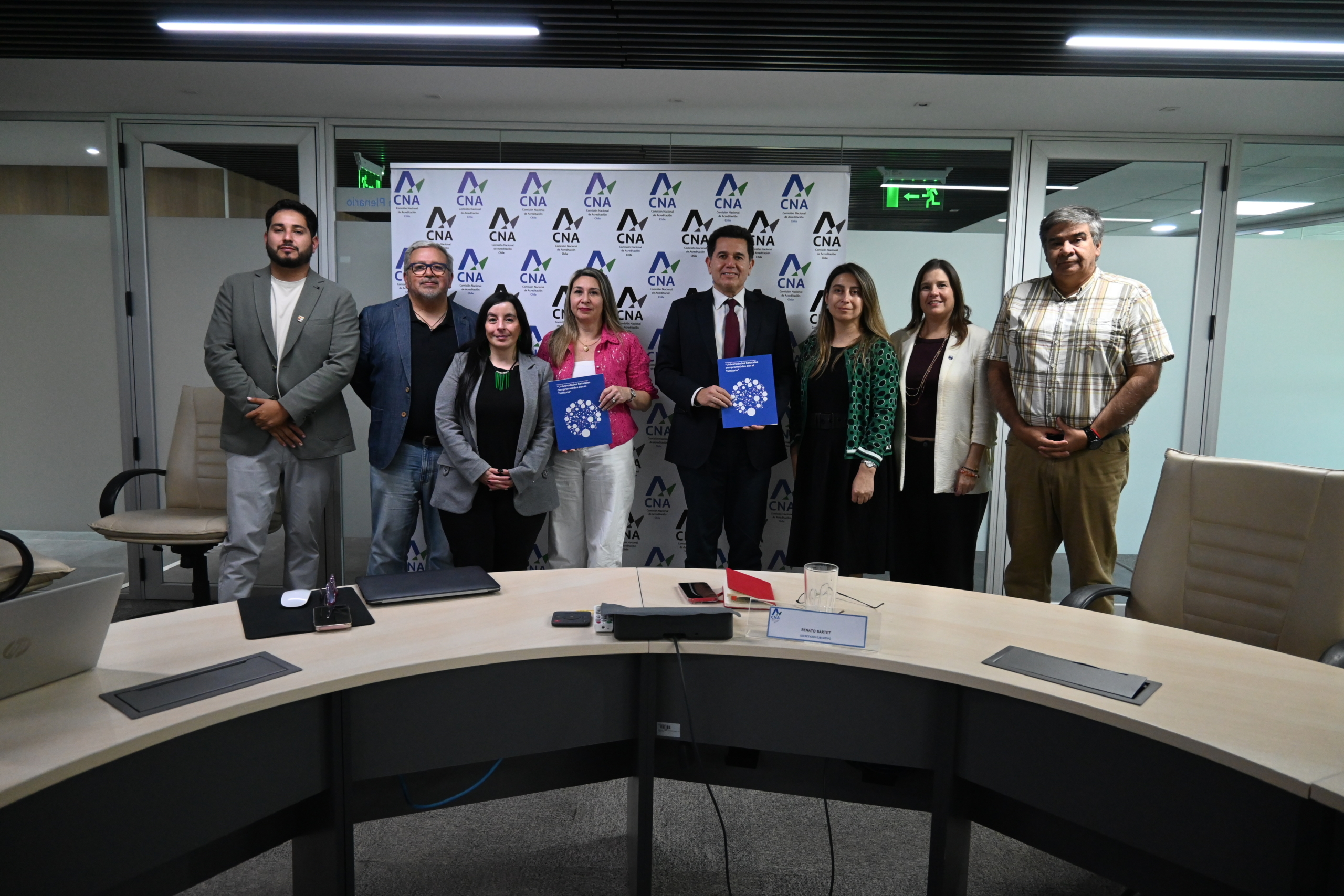 Nueva directiva de la Red VCM del CUECH se reúne con la CNA para fortalecer criterios de vinculación con el medio