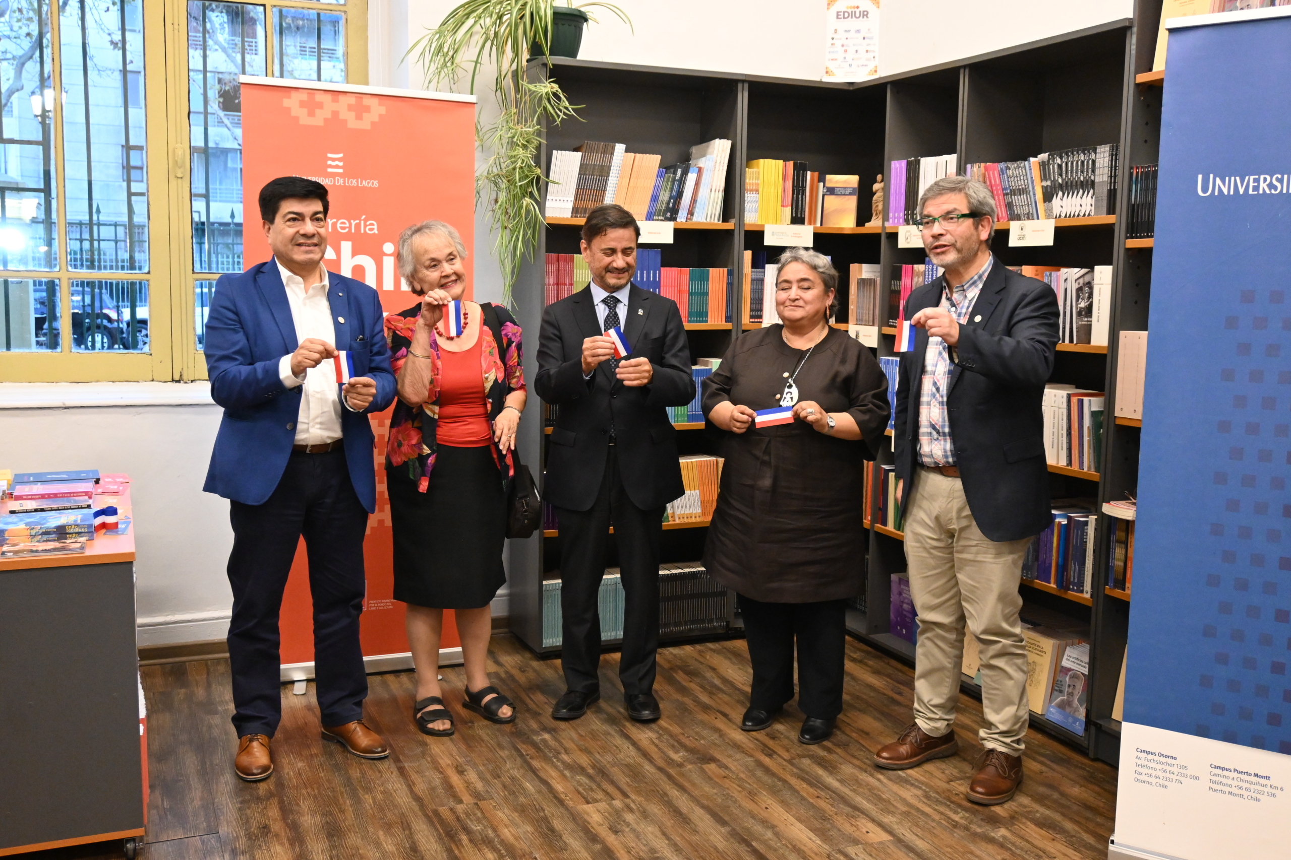 Librería Chillkawe abre sus puertas en Santiago: ULagos apuesta por llevar la bibliodiversidad regional al centro del país