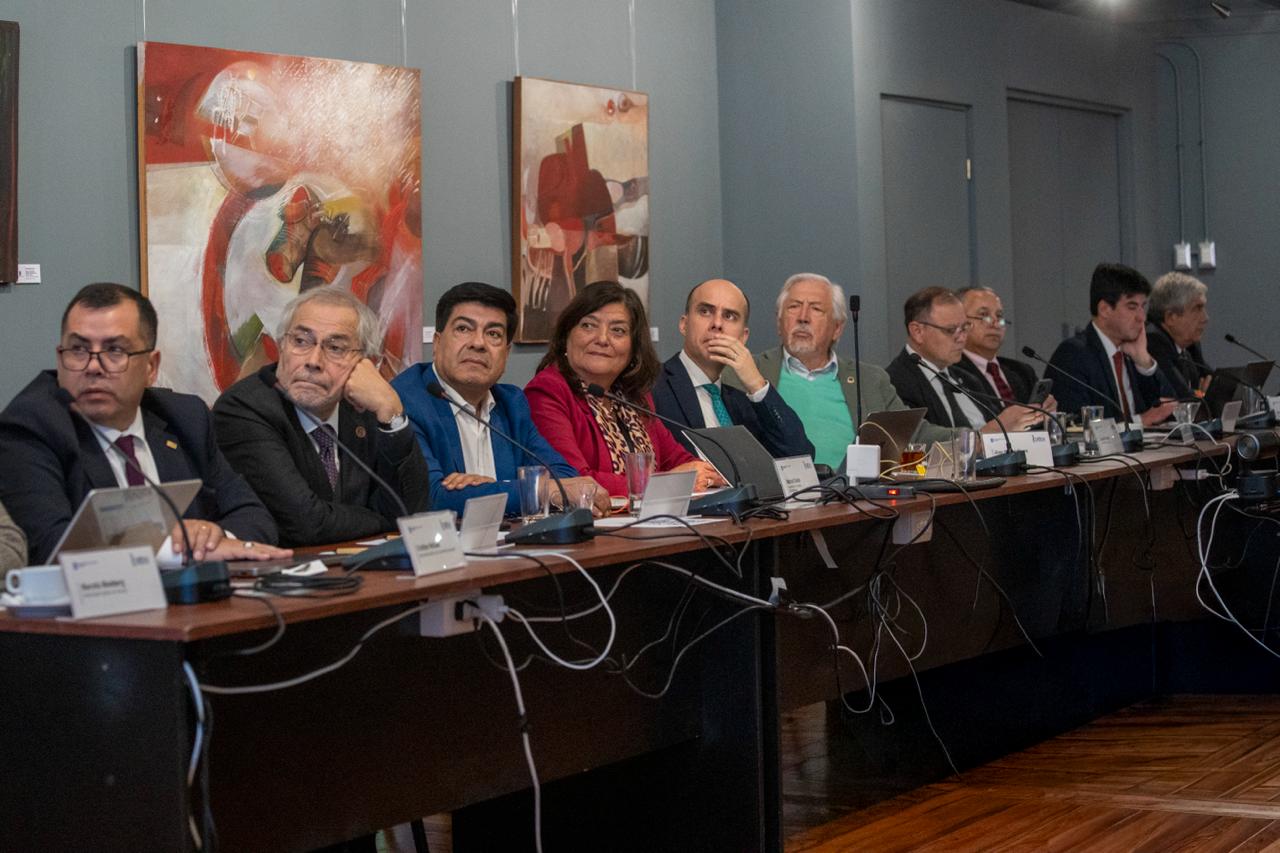 Rector de la Universidad de Los Lagos es elegido por unanimidad para liderar Comisión de Internacionalización del CRUCH