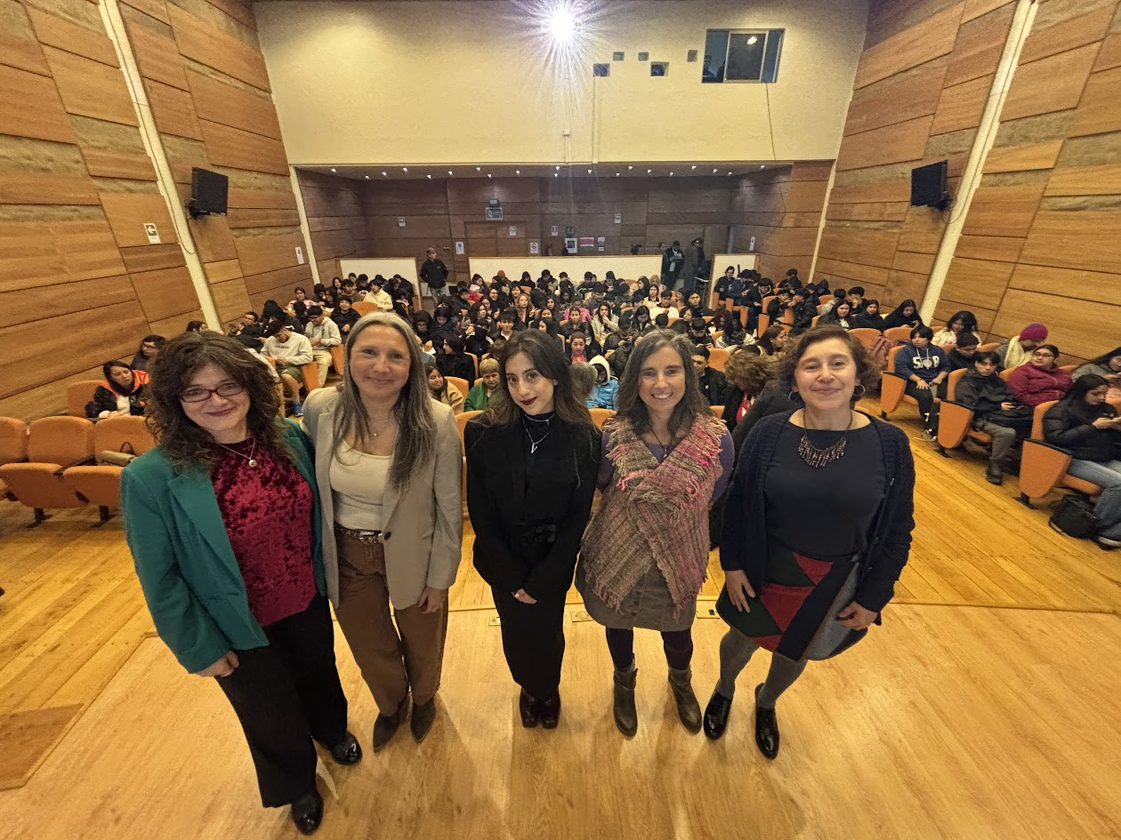 Año académico de la Escuela de Pedagogía: la relevancia de la reflexión pedagógica en la formación inicial docente