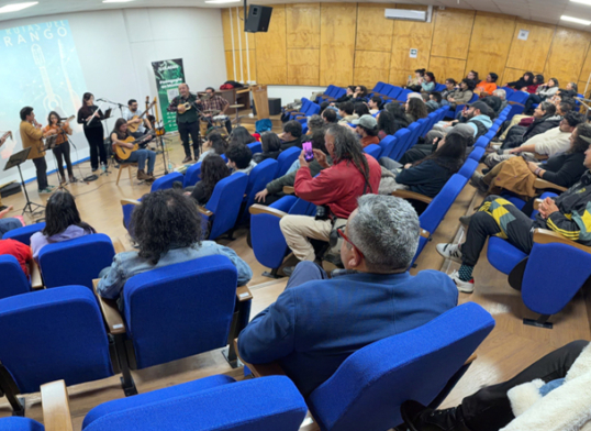 En las rutas del charango: música y encuentro en Puerto Montt