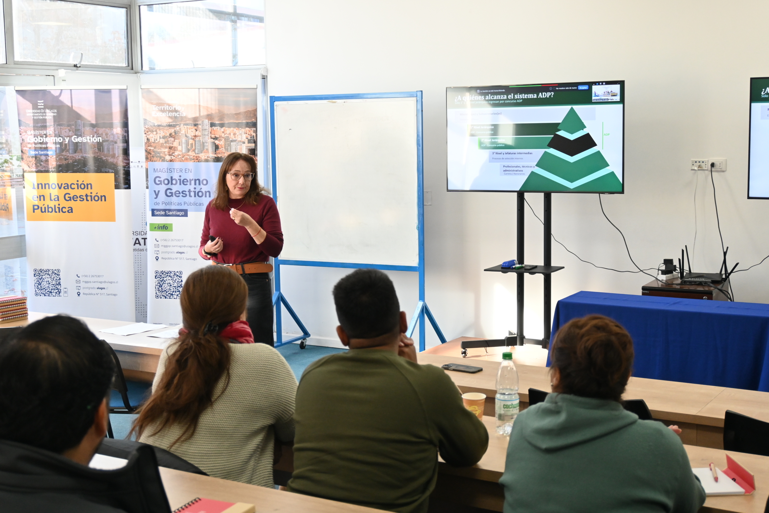 Magíster en Gobierno y Gestión de Políticas Públicas marca primera clase presencial del año en Santiago