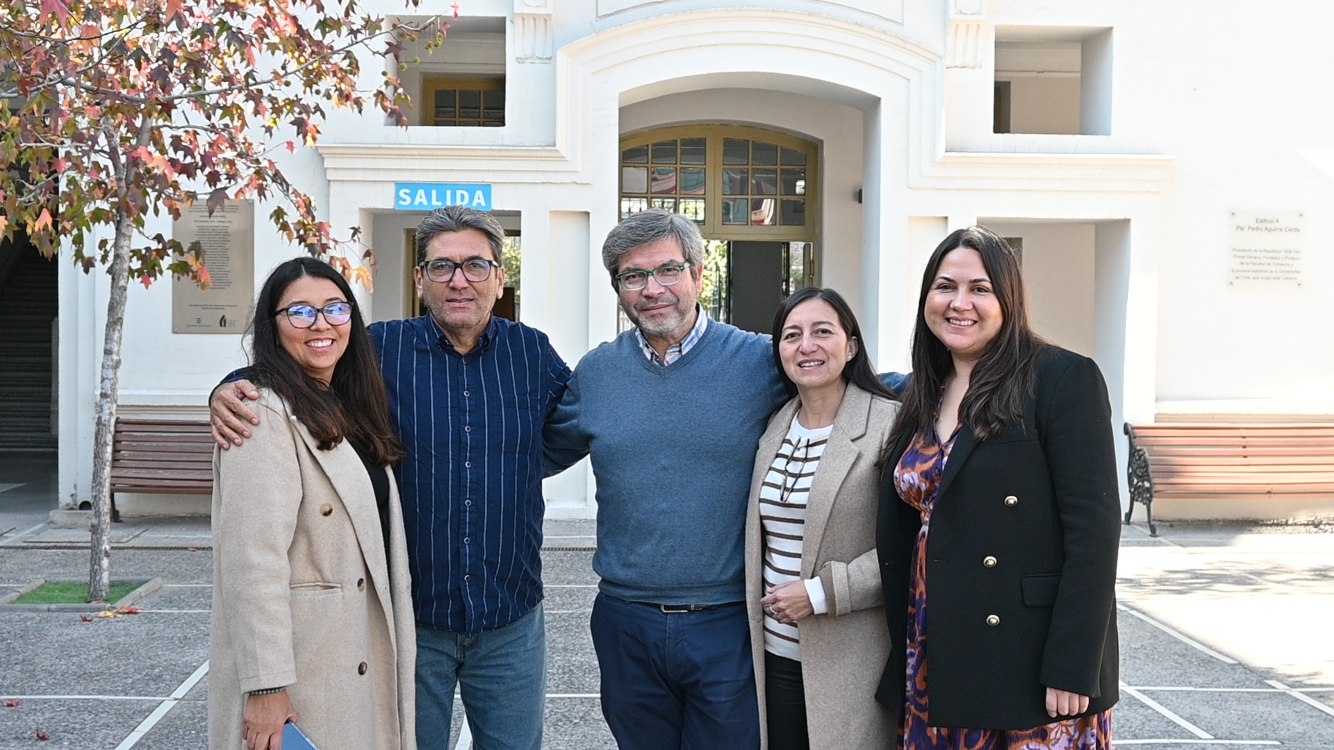 Taller de cienciometría aborda uso de indicadores bibliométricos y desafíos de las revistas científicas en Chile