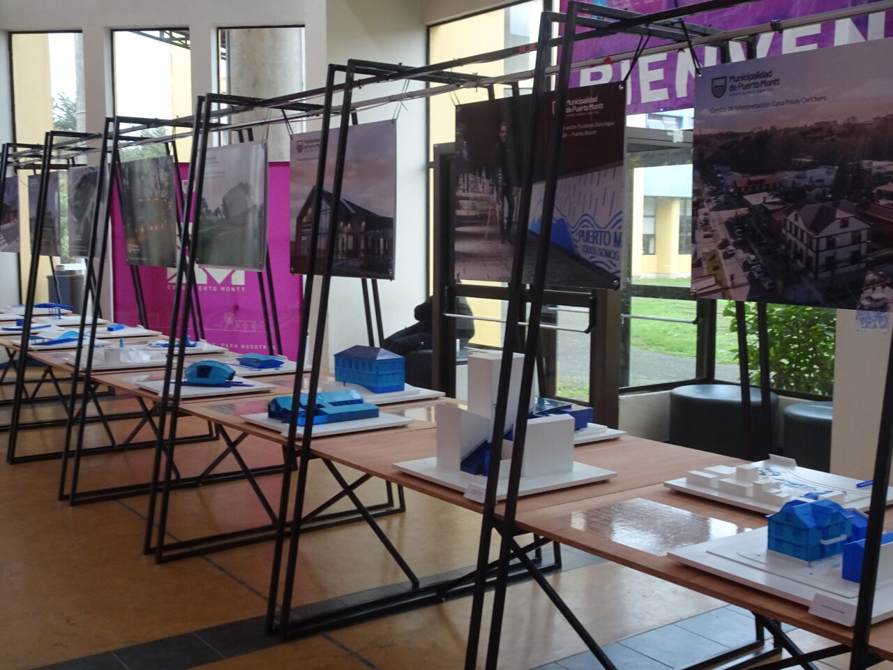 Muestra de proyectos de arquitectura comunal se exponen en el Campus Puerto Montt