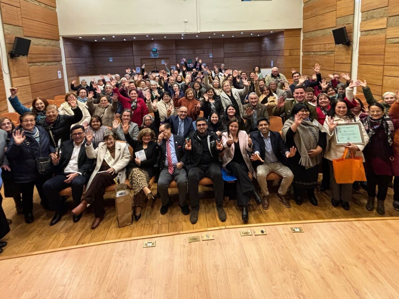 ULagos participó en la primera Cuenta Pública de la Unión Comunal de Adultos Mayores