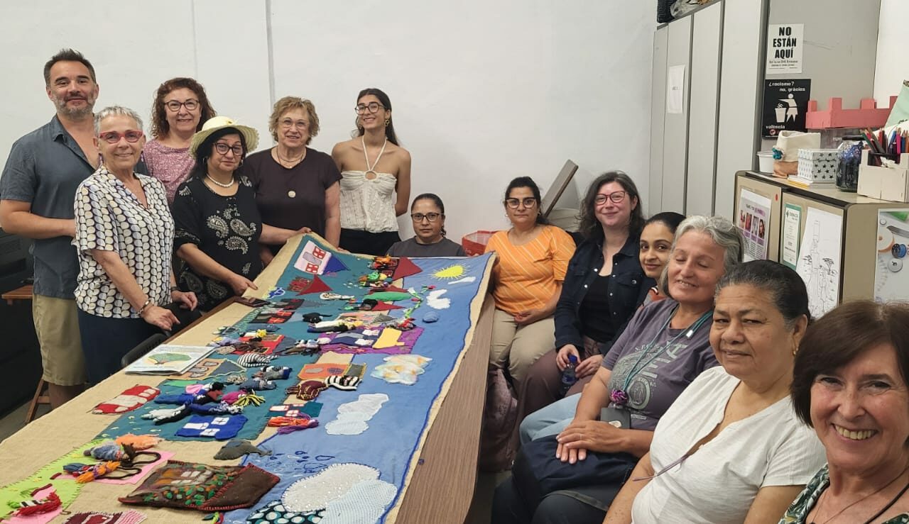 Psicología ULagos Chiloé fortalece cooperación internacional y comparte trabajo comunitario en España
