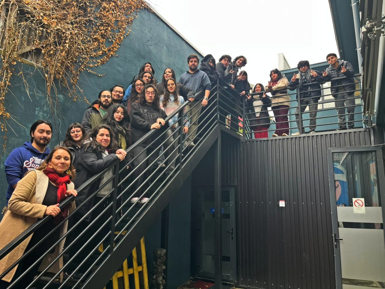 Pedagogía en Artes culmina histórica etapa formativa con exposición interdisciplinaria