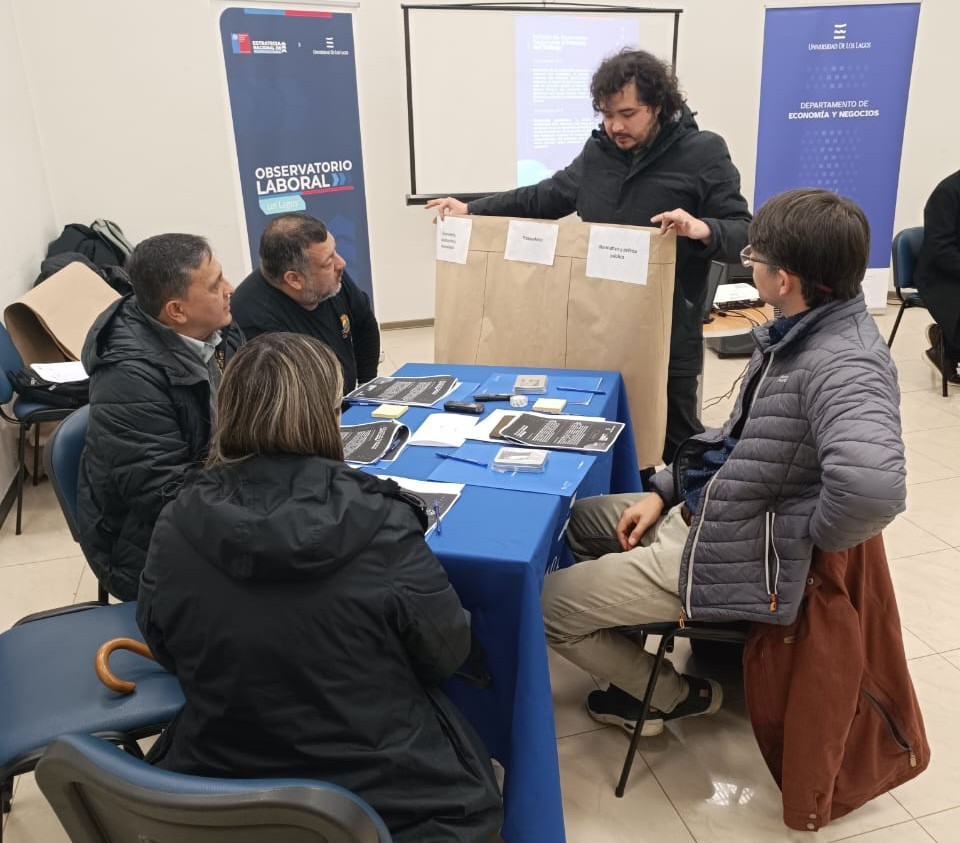 Observatorio Laboral reúne al sector acuícola para analizar escenarios laborales futuros