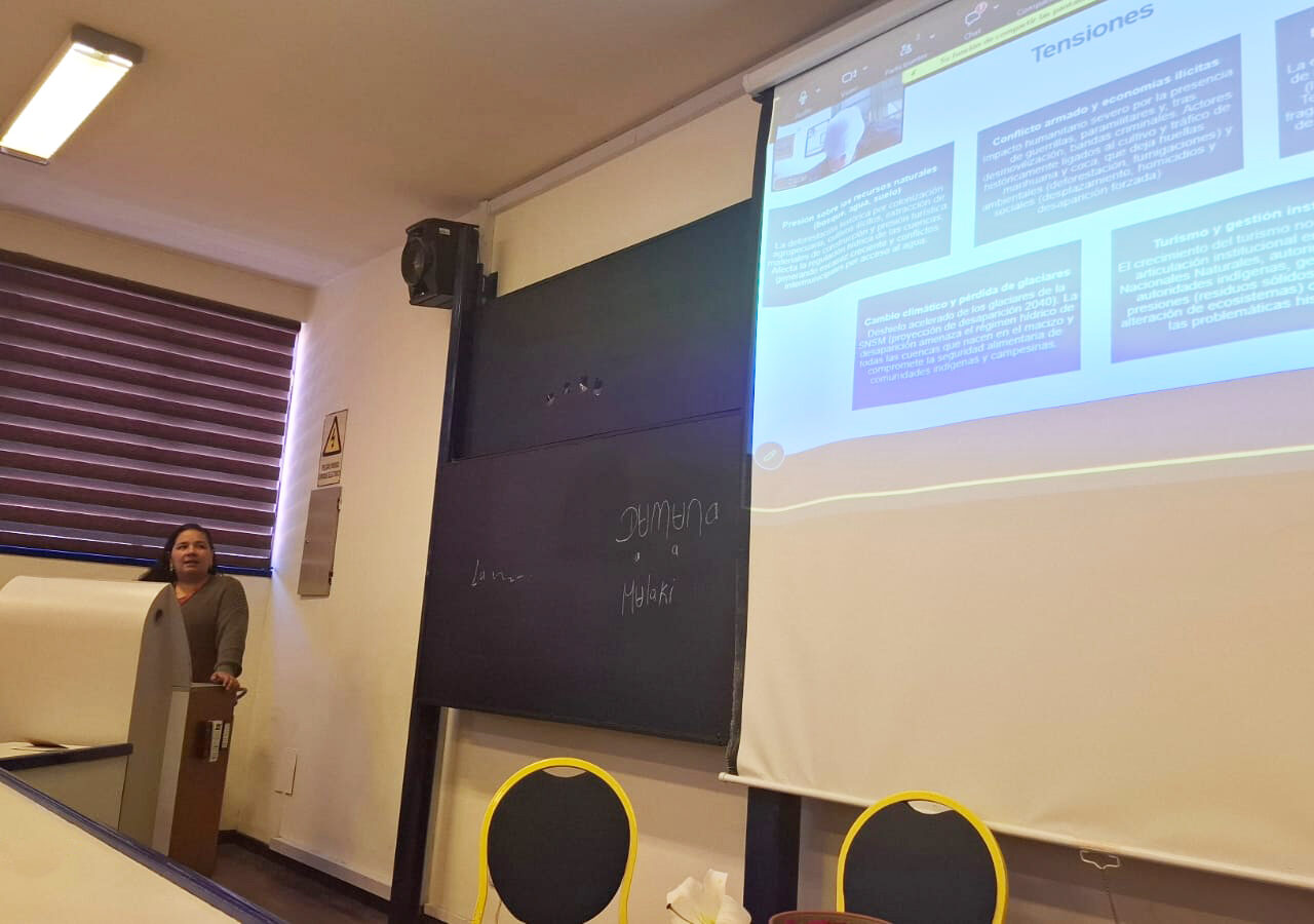 Estudiante del Magíster de Ciencias Sociales presenta investigación sobre territorios indígenas en congreso internacional en Bolivia