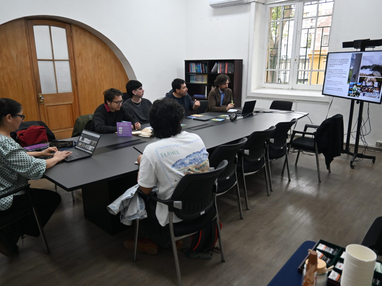 Investigadores/as inician trabajo colaborativo para estudiar las nuevas fronteras ambientales en Chile y Guatemala
