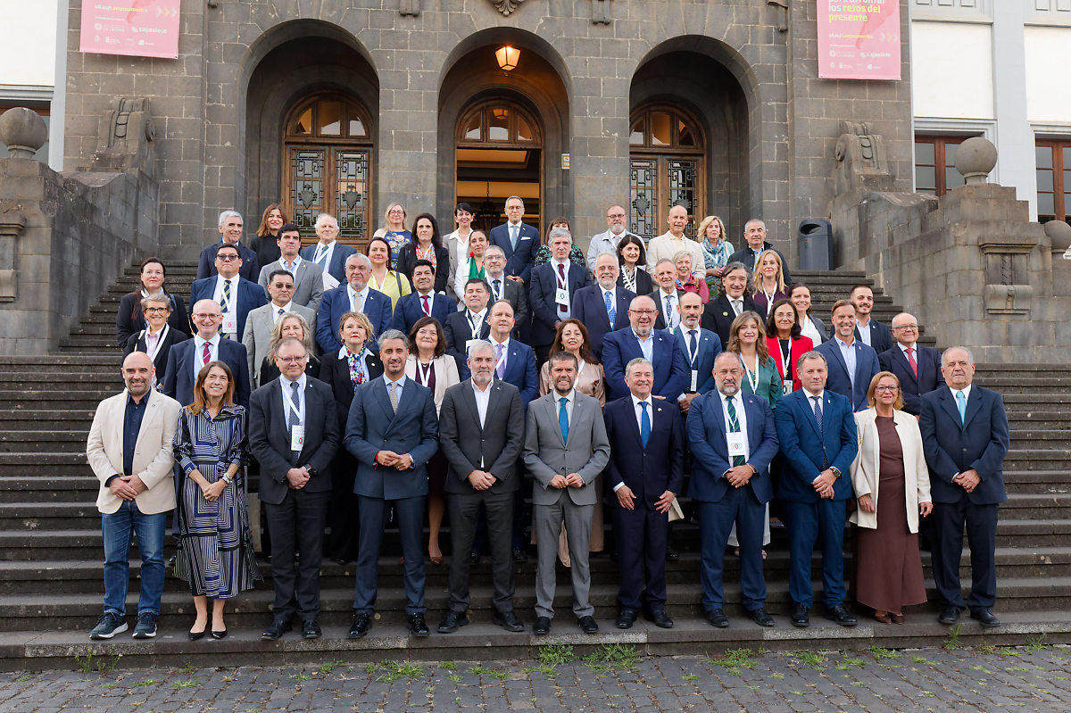 Rector de ULagos participa en encuentro internacional en España para fortalecer la cooperación universitaria entre América Latina y Europa