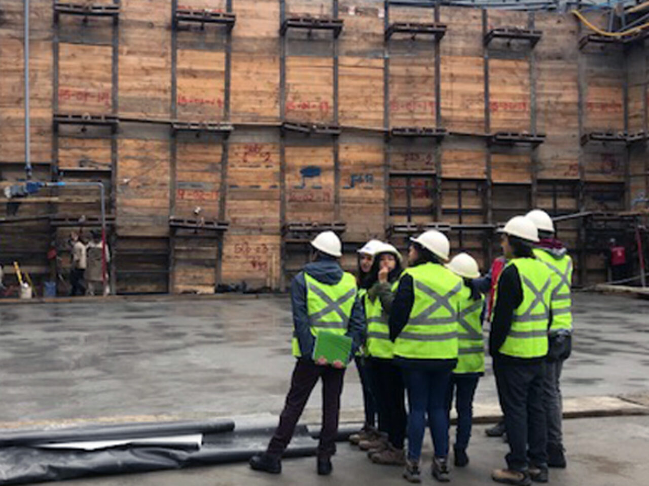 Feria de la Construcción 2026 acerca a estudiantes a la experiencia e innovación de profesionales de la industria