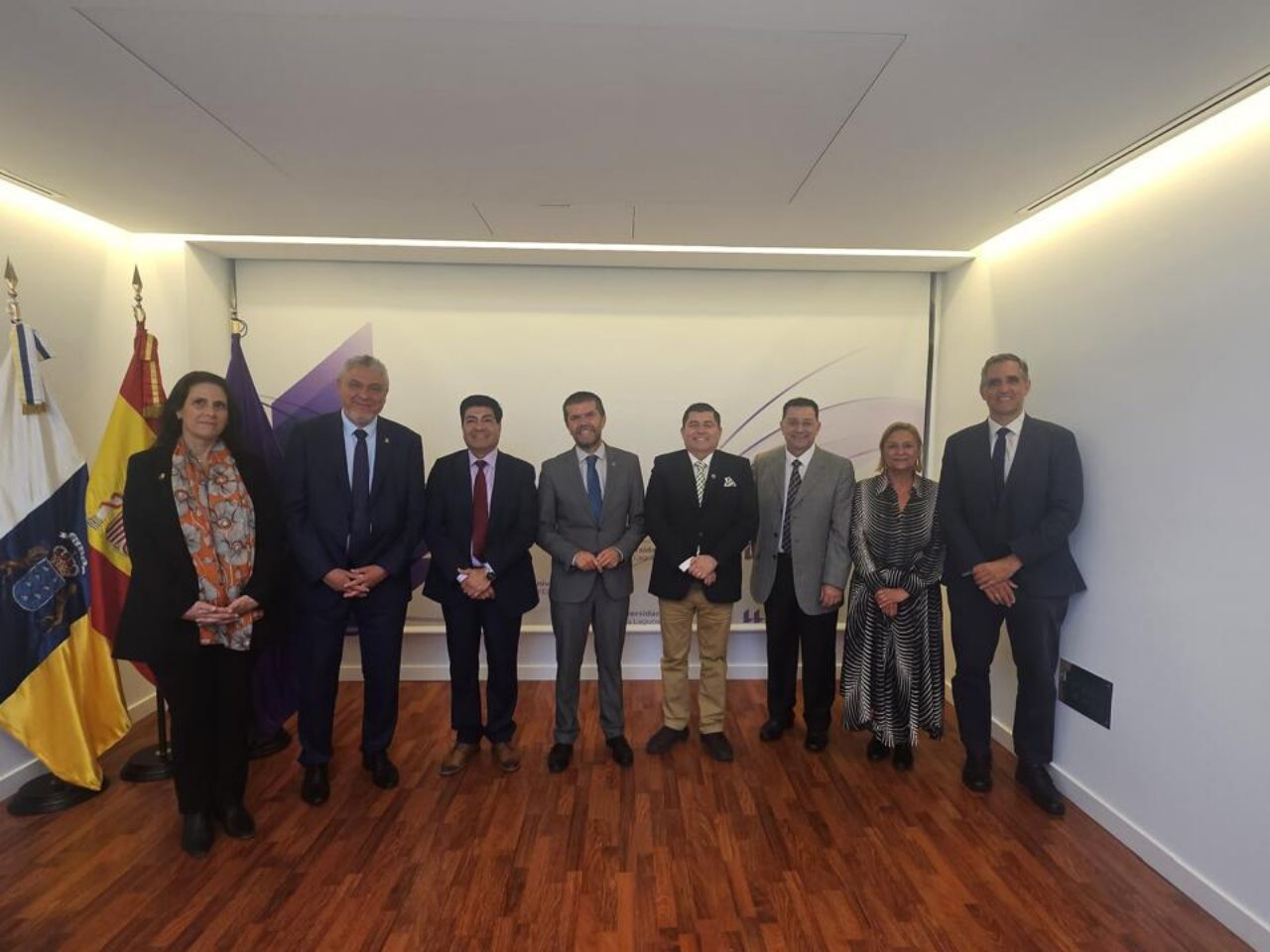 ULagos y Universidad de La Laguna proyectan alianza internacional para impulsar estudios sobre insularidad